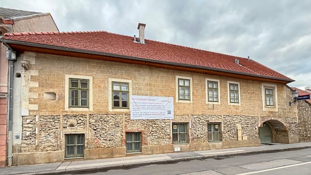 The façade of the oldest building on the market square is to be renovated in spring. (Bild: zVg)