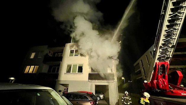 Die Feuerwehr war am Montagabend voll gefordert. (Bild: Markus Tschepp)