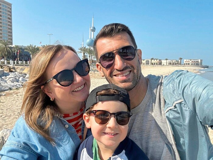 Bozovic mit der Familie in Kuwait.