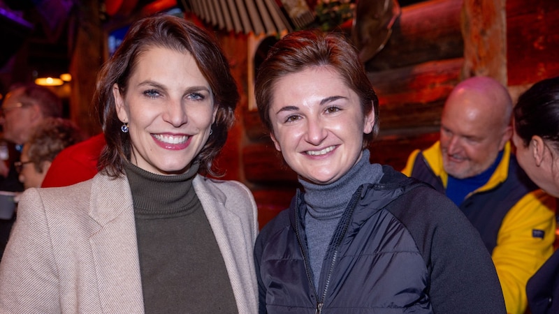 Karoline Edtstadler und Marlene Svazek sind sich näher als es den Anschein hatte. (Bild: Wildbild)