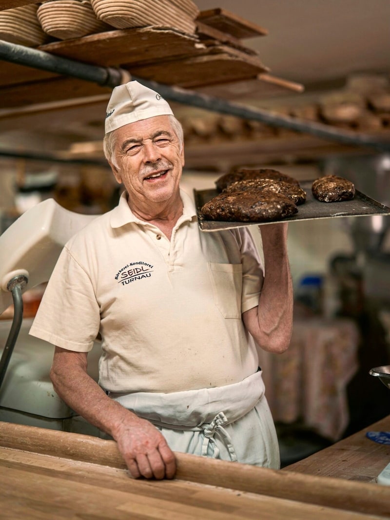 Schmeckt gut – Brot und Mehlspeisen aus der Bäckerei Seidl in Turnau. (Bild: Robert Maybach)