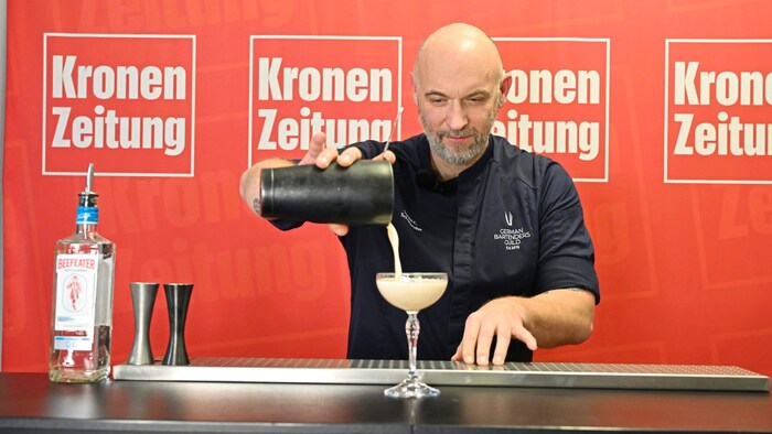 Schellander hat bereits bei namhaften Lokalen gearbeitet – nun managt er die Bar in der ...