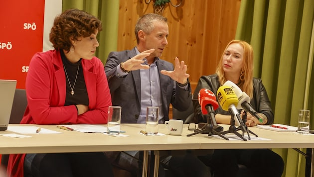 The three-party leadership of Bettina Brandauer (left), Peter Eder and Barbara Thöny appears to have no program. (Bild: Tschepp Markus)