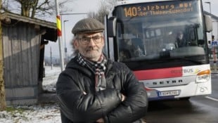 Im Bus 140 kann der Flachgauer keine Fahrkarte bis nach Obertrum kaufen – er wird kurzzeitig zum Schwarzfahrer. (Bild: Tschepp Markus)