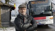 Im Bus 140 kann der Flachgauer keine Fahrkarte bis nach Obertrum kaufen – er wird kurzzeitig zum ...