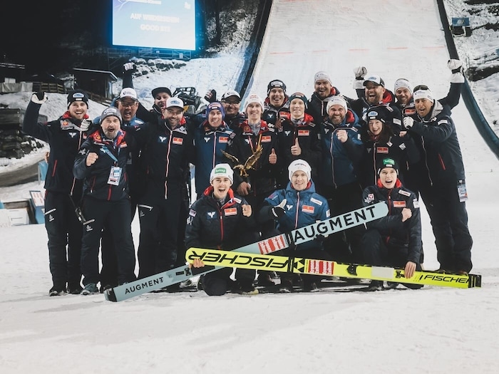 The ÖSV ski jumping team celebrated a historic triumph at the last Four Hills Tournament.
