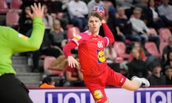 Österreich hat sich im wichtigen Duell gegen Katar mit 28:26 durchsetzen können. 