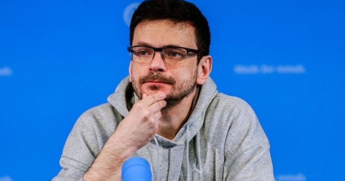 against-his-will-in-exile-yashin-change-of-power-in-the-kremlin