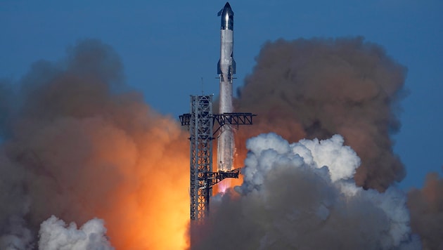 Everything went according to plan at launch and take-off ... (Bild: APA/AP)