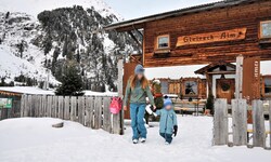 Vor allem Familien mit Kindern und Senioren besuchen die Gleirschalm – im Winter zum Rodeln. ...