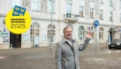 Der 54-jährige Günther Kautz will als Bürgermeister ins Rathaus einziehen. Sein Vater war von 1993 bis 2005 hier als SPÖ-Stadtchef im Amt.  (Bild: Krone KREATIV/Doris Seebacher )