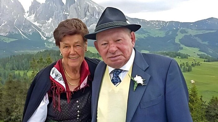 Im Gröden-Tal bekannt: Maria und Christian gingen auf ihre tägliche Kaffeerunde.