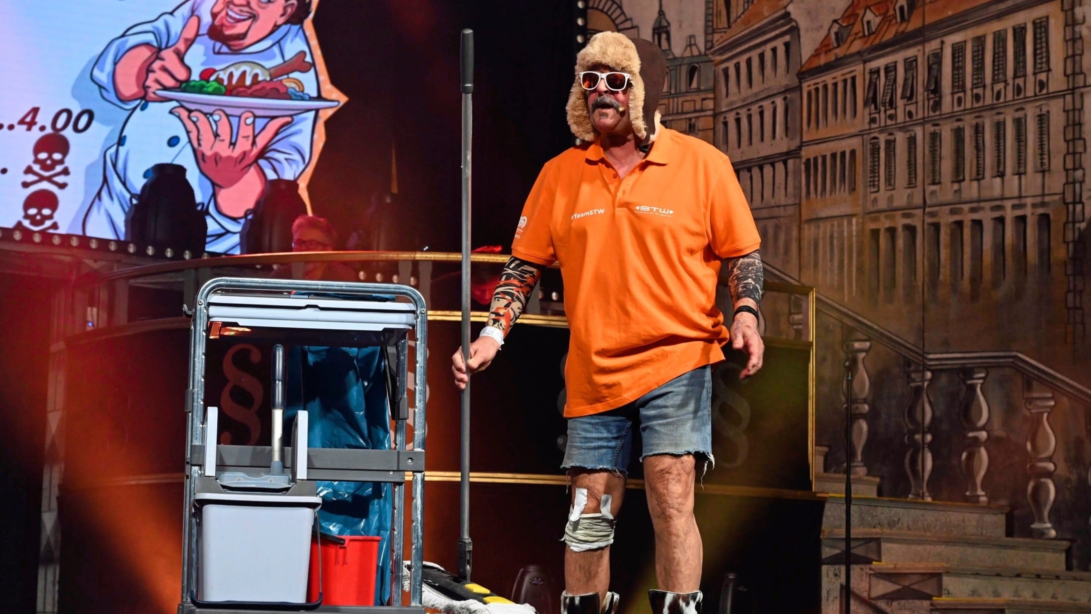 "Das Badehaus": Hans Schaunig as "Bodemasta": "Bodemasta san like ...