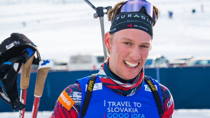 Erschöpft, aber glücklich: Fabian Müllauer nach seinem zweiten Platz. (Bild: Stancik/IBU)