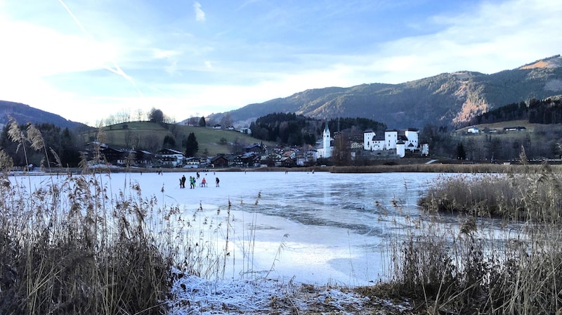 Goldegger See im Jahr 2015: Er friert heute kaum noch zu. (Bild: Maximilian Kronberger)