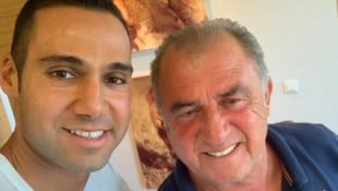 Tugberk Tanrivermis und Startrainer Fatih Terim (re.) (Bild: Tugberk Tanrivermis)