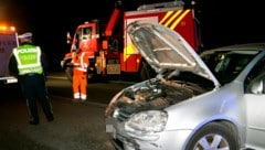 Der Unfallwagen wurde bei dem Crash stark beschädigt.  (Bild: Mathis Fotografie, Krone KREATIV)