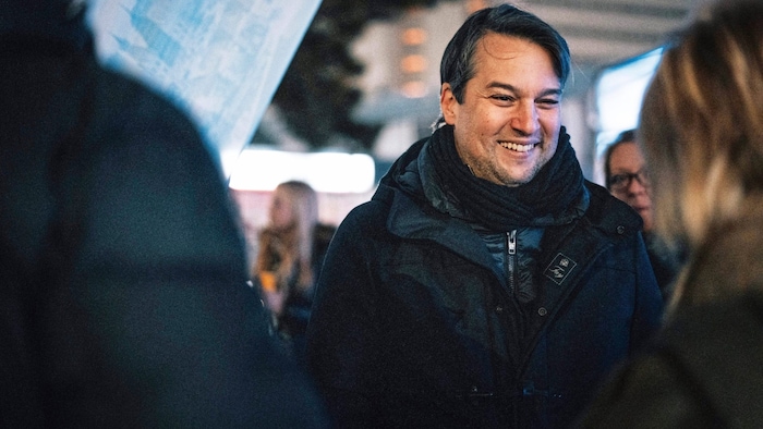 FPÖ Wien-Chef Dominik Nepp beim inoffziellen Wahlkampf-Auftakt, der „Fairness“-Tour in ...