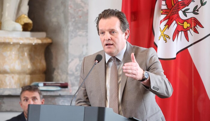LR René Zumtobel