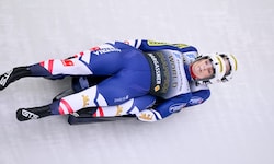 Selina Egle und Lara Kipp sind am Samstag bei der Kunstbahn-Rodel-EM in Winterberg ihrer ...