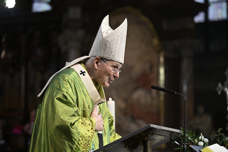 Der Kardinal in seiner Predigt: „Wenn es stimmt, dass Gott die Liebe ist, kann er nur Wohlwollen wollen, in unserem Wohlwollen ist Gott.“ (Bild: Imre Antal)