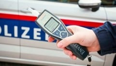 Der Lenker war stockbetrunken (Symbolbild)