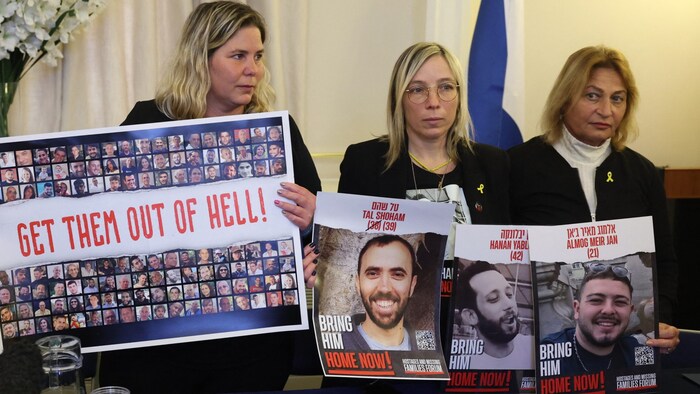 Tal Shoham's relatives demand at a press conference: "Get him out of hell."
