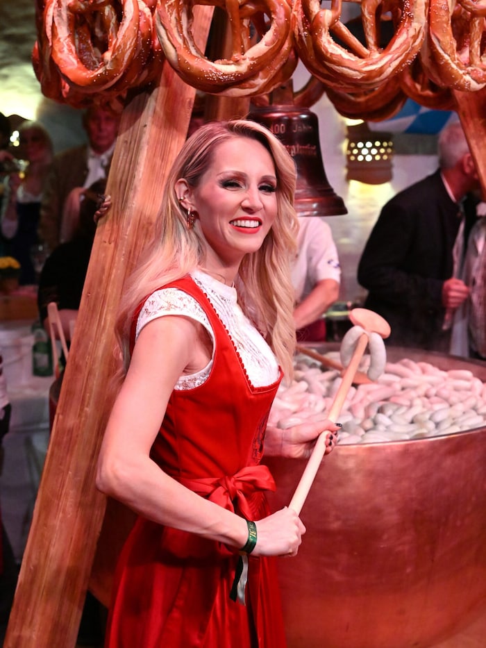 Die Weißwurstparty lassen sich die Stars ncht entgehen. Ob Melissa Naschenweng heuer wieder ...