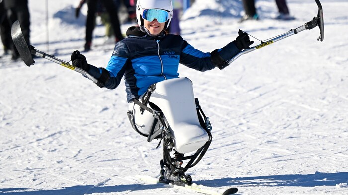 Nicht nur die Linzerin Sarah hatte beim Fahren mit dem Monoski Spaß auf der Höss