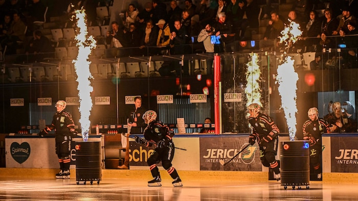 Die 99ers sorgten für „Feuer“ auf dem Eis.