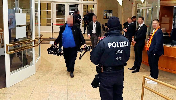 The suspected video reporter is said to have behaved aggressively and then even turned violent.