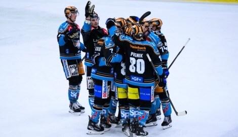 Jubel bei Black Wings Linz (Bild: GEPA/GEPA pictures)