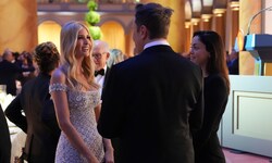 Ivanka Trump im Gespräch mit Donald Trump.