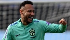 Will Neymar return to Brazil? (Bild: AFP/APA/Eitan ABRAMOVICH)