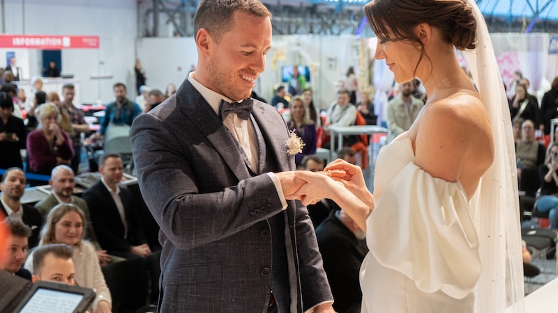 Tyrolean bride and groom Fabiana and Nikolas got married live at the Weddings &amp; Celebrations trade fair in Innsbruck on Saturday. (Bild: Congress Messe Innsbruck)