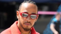 Lewis Hamilton ist bereit für eine neue Ära bei Ferrari. (Bild: AP ( via APA) Austria Presse Agentur/ASSOCIATED PRESS)