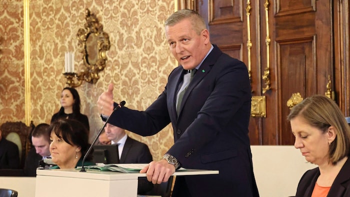 Mario Kunasek stand erstmals als Landeshauptmann am Rednerpult.