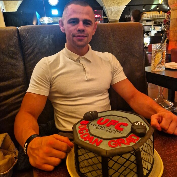 Für Bogdan gab‘s auch eine Torte