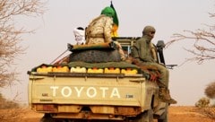 Einer malischen Tuareg-Gruppe gelang es, eine spanische Geisel zu befreien.  (Bild: APA/AFP/Souleymane Ag Anara)