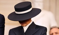 Melania Trump verdeckte ihr Gesicht während der Inauguration ihres Mannes Donald Trump hinter ...