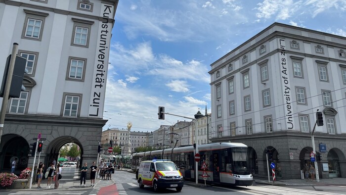 Auch die Linzer Kunstuniversität äußert sich