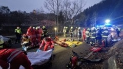 Das Rote Kreuz brachte die beiden Senioren ins Grazer Unfallkrankenhaus. (Bild: R. Wonisch | Rotes Kreuz Stmk.)