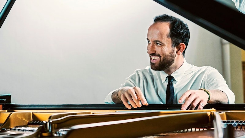 Star pianist Igor Levit (Bild: felix broede)