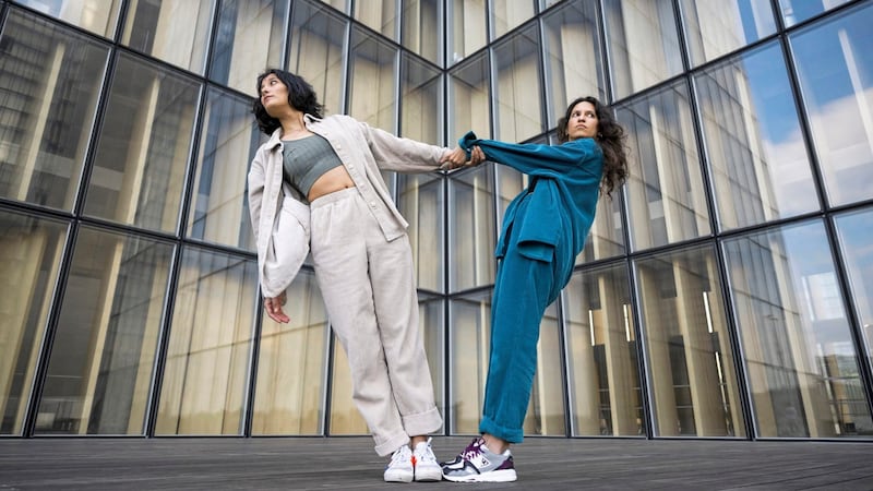 Classical music meets hip-hop - Potpourri Dance - Farah Deen and Olivia Mitterhuemer (2024 Culture Prize winner). (Bild: Little Shao)