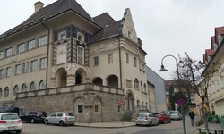 Gegen die Weberschule in Linz-Urfahr gab es Mittwochfrüh eine Bombendrohung.