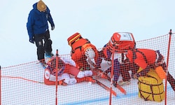 Auweh! Der Kärntner Felix Hacker verletzte sich im Kitzbühel-Training am Knie.