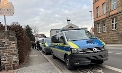 Mehrere Menschen – darunter Kinder – wurden am Mittwoch im Schöntal-Park in Aschaffenburg ...