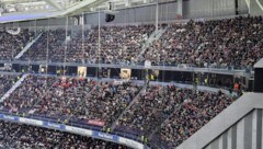 Salzburg's full fan block at the Bernabeu (Bild: „Krone“)