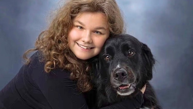 Jennifer Kasunick (20) died while crossing the tracks, her assistance dog "Rowdy" was unharmed. (Bild: WKYC)