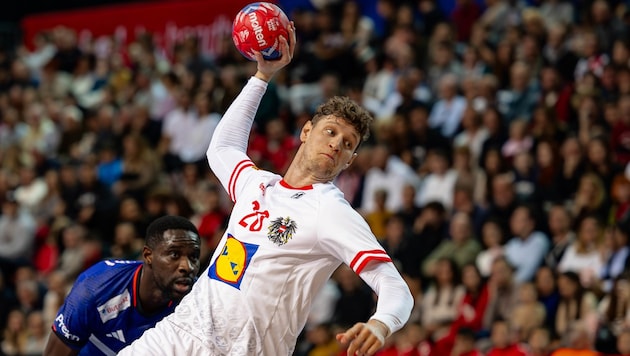 Captain and top wing Seppo Frimmel is called upon again today - it will be a key game against his handball home country Hungary. (Bild: GEPA pictures)